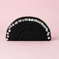 Clutch Ébano - Fondo rosa