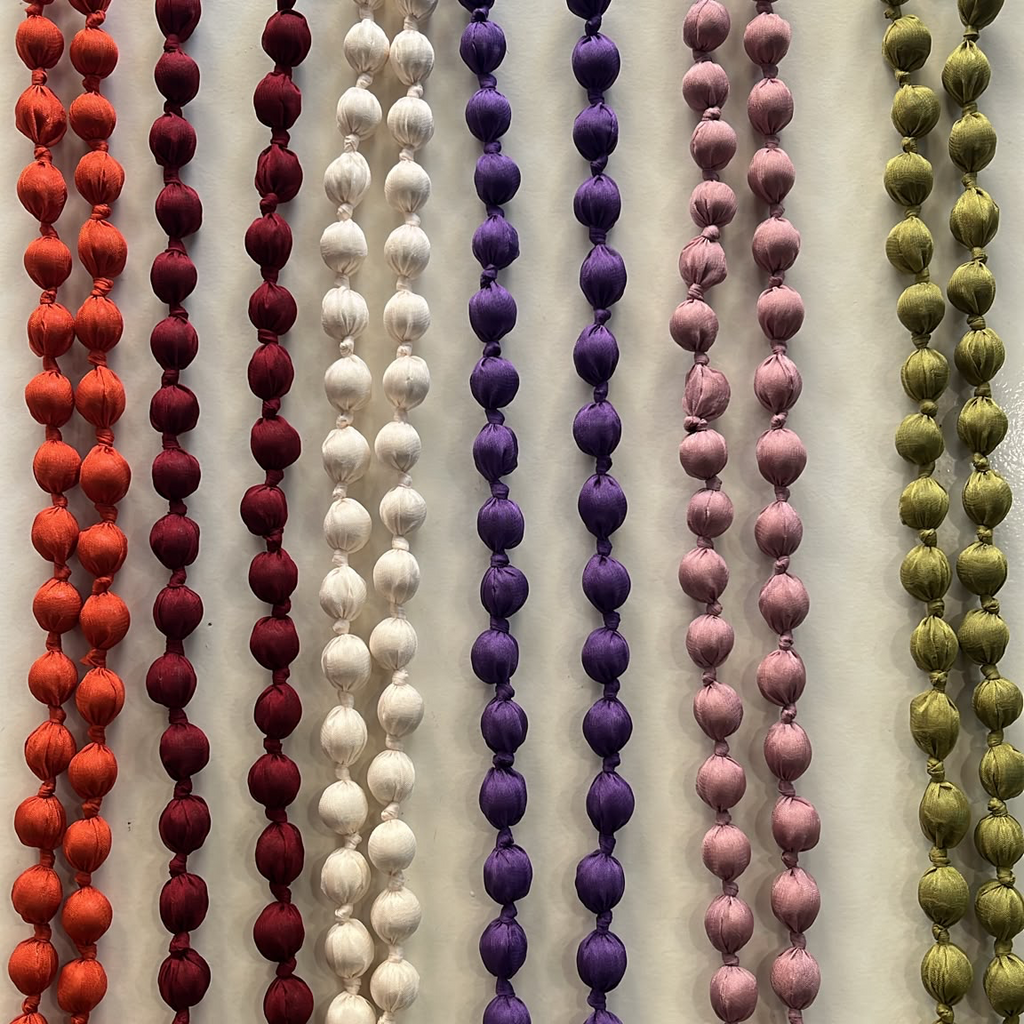 Collar Satén colores ordenados