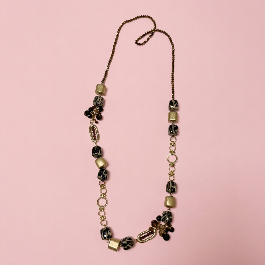 Collar Dione