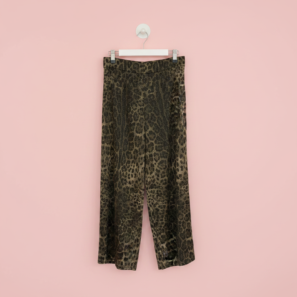 Pantalón solo en percha