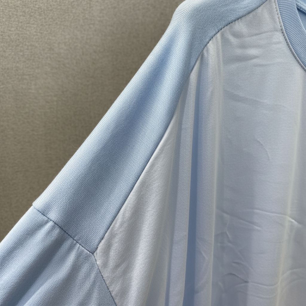 Sudadera Azura - Detalle Textura | Reinas by Stravaganzza Moda