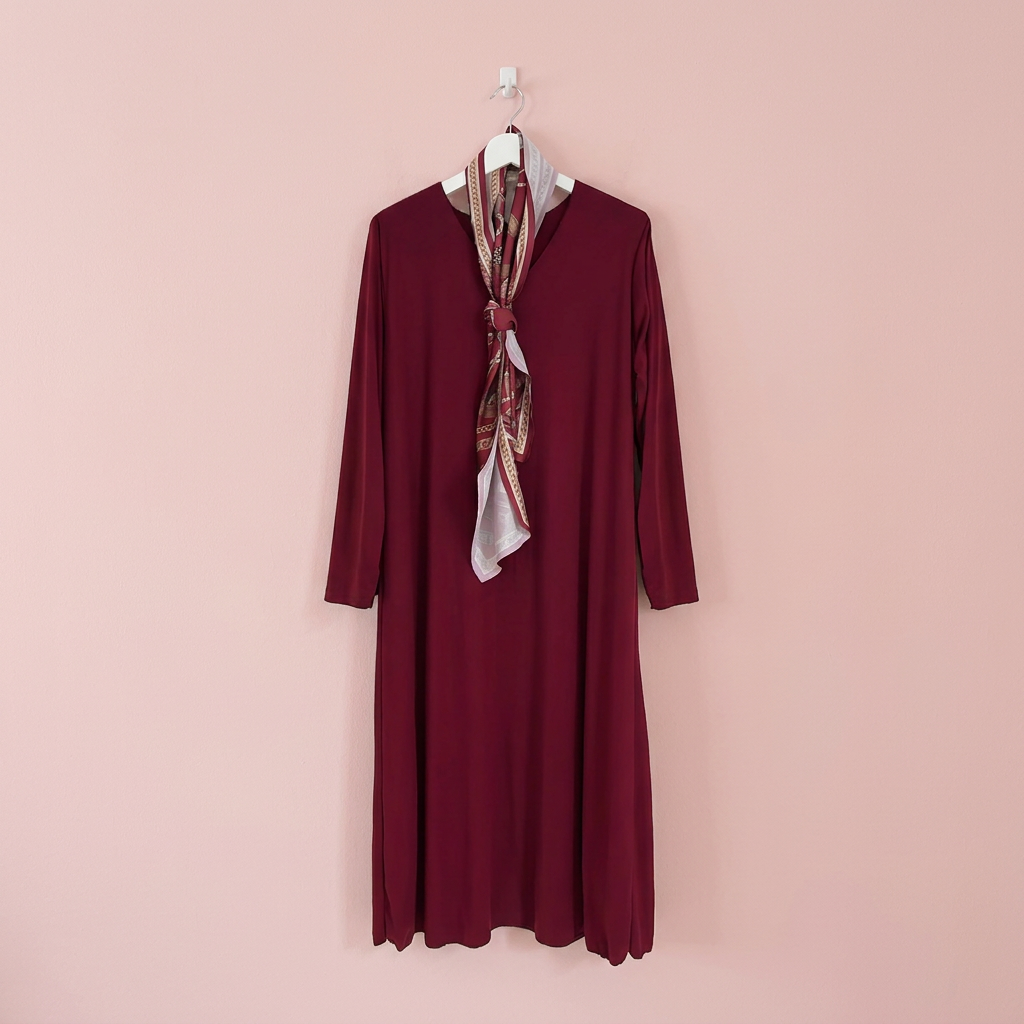 Vestido burdeos con pañuelo